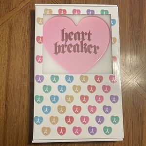 NIB Heart Breaker Pink Heart Mirror